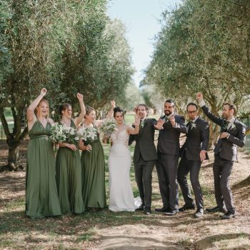 Bride, groom and full bridal party field portrait at Montalto Winery, wedding coordination by ARLAI Event Co